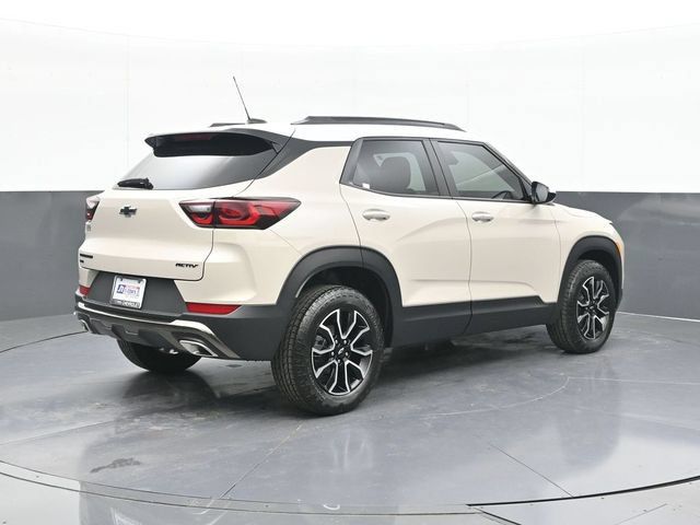 New 2026 Chevrolet TrailBlazer ACTIV AWD/4WD image 10
