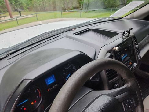 Used 2019 Ford F350 XL w/ Power Equipment Group AWD/4WD image 25