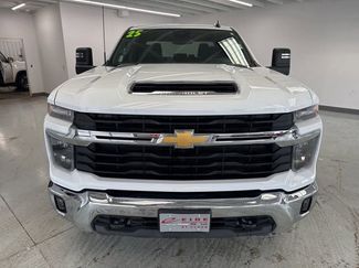 Used 2025 Chevrolet Silverado 2500 LT w/ Convenience Package video 2