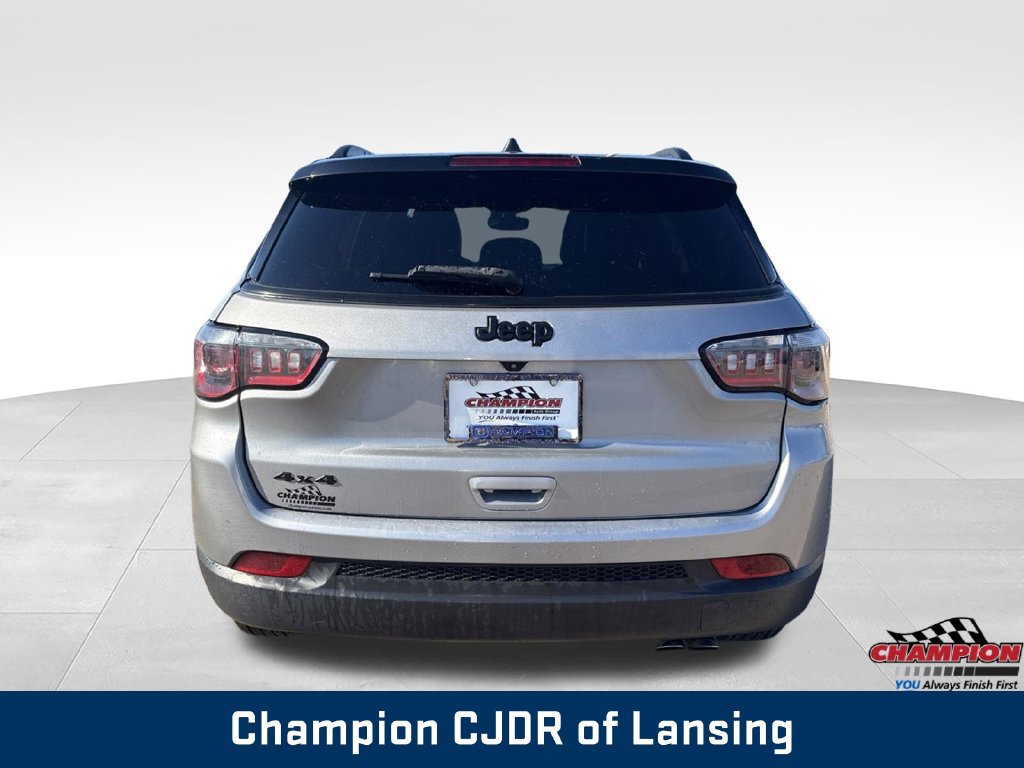 Used 2022 Jeep Compass Latitude w/ Convenience Group AWD/4WD image 7
