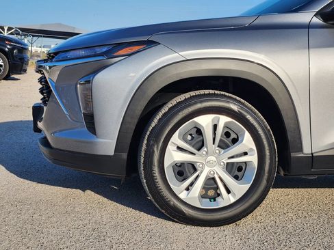 New 2026 Chevrolet Trax LS w/ Driver Confidence Package FWD image 5
