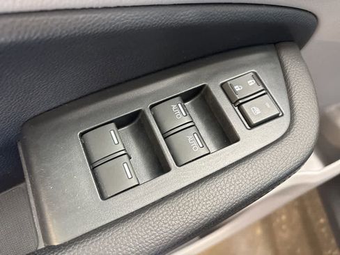 Used 2022 Honda Pilot Special Edition image 8