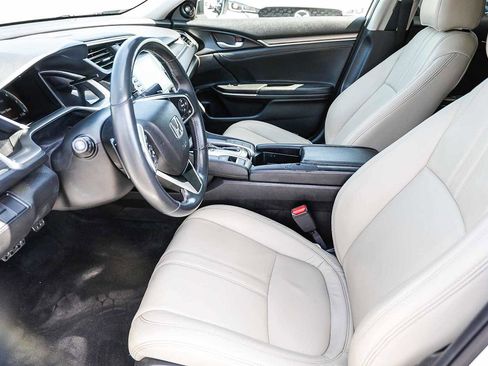Used 2019 Honda Civic Touring image 28