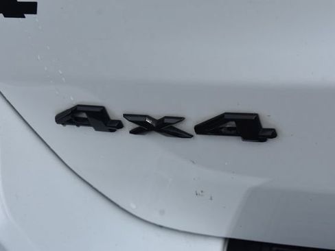 Used 2020 Jeep Grand Cherokee Altitude AWD/4WD image 17