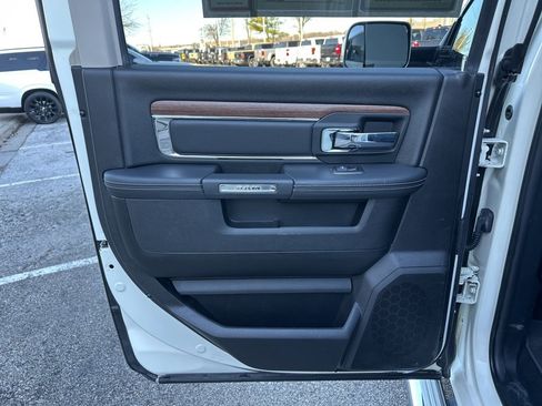 Used 2018 RAM 1500 Laramie w/ Convenience Group image 41