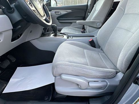 Used 2016 Honda Pilot LX image 22