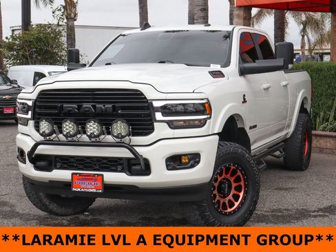 Used 2021 RAM 2500 Laramie w/ Night Edition AWD/4WD image 4