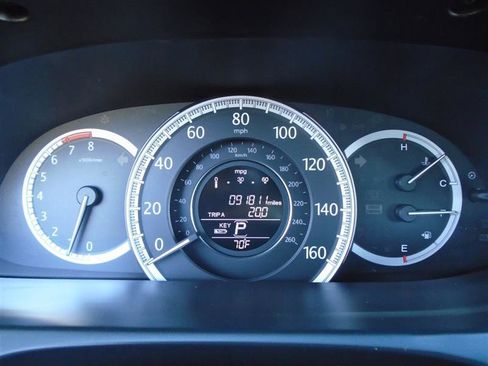 Used 2013 Honda Accord EX-L image 29