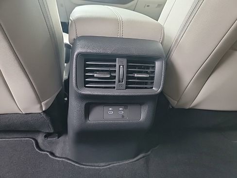 Used 2025 Nissan Murano SL w/ Cargo Package AWD/4WD image 16
