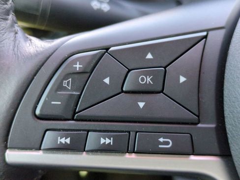 Certified 2022 Nissan Sentra SV image 22