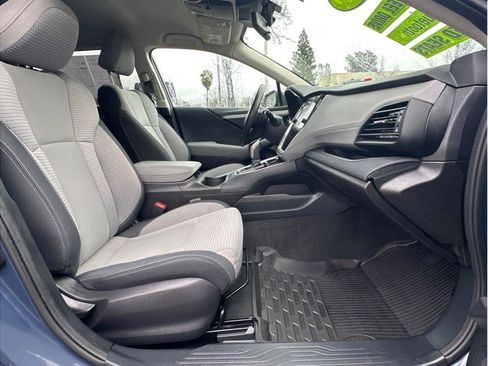 Used 2023 Subaru Outback Premium image 10