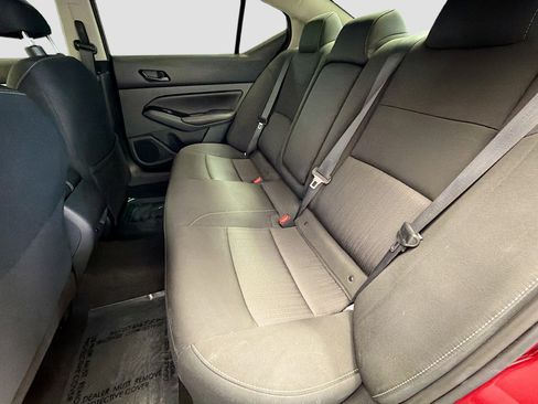 Used 2023 Nissan Altima 2.5 SV w/ SV Premium Package image 12