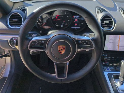 Used 2018 Porsche 718 Boxster image 26