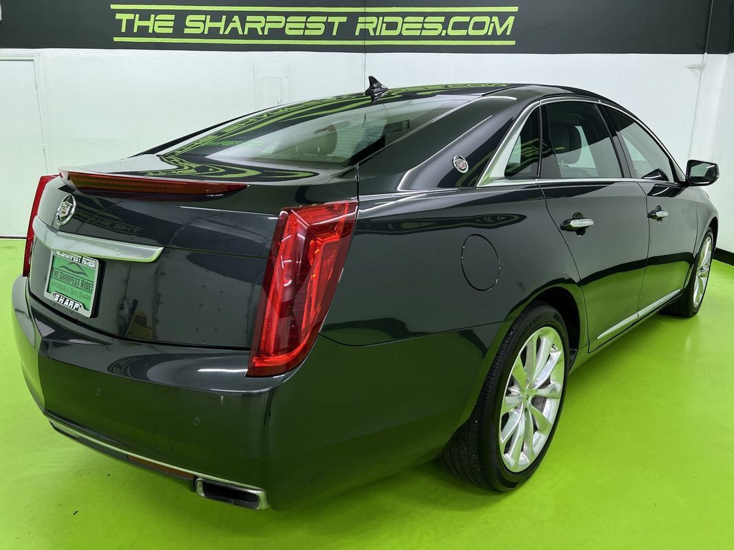 Used 2013 Cadillac XTS Luxury w/ Driver Awareness Package FWD image 10