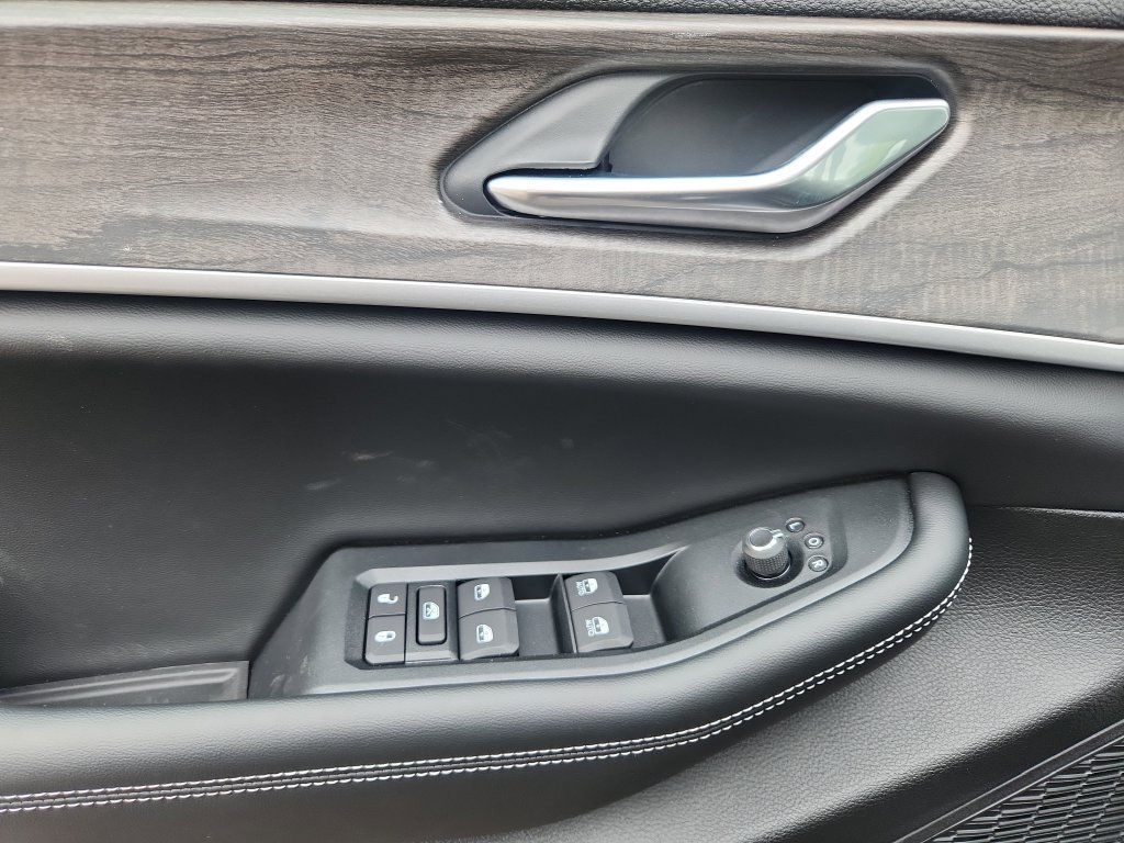 New 2026 Jeep Grand Cherokee Altitude AWD/4WD image 23