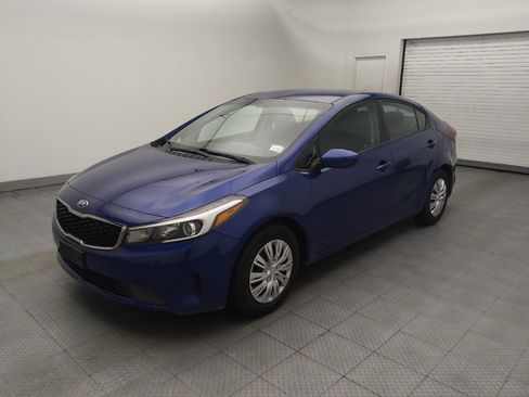 Used 2018 Kia Forte LX FWD image 2