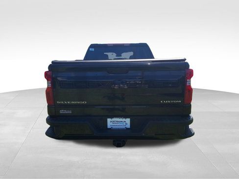 Used 2026 Chevrolet Silverado 1500 Custom AWD/4WD image 4