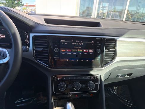 Certified 2023 Volkswagen Atlas SEL AWD/4WD image 20