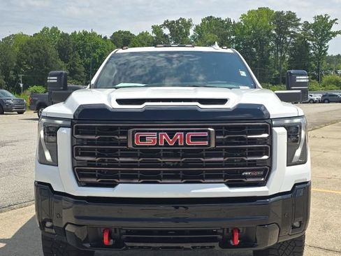 Used 2026 GMC Sierra 2500 AT4X AWD/4WD image 8