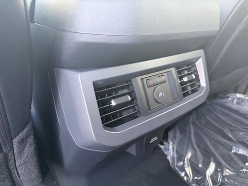 New 2026 Ford F250 Lariat w/ Lariat Premium Package AWD/4WD image 28
