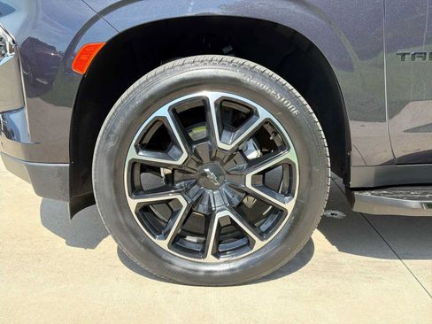 Used 2024 Chevrolet Tahoe RST w/ Luxury Package AWD/4WD image 10