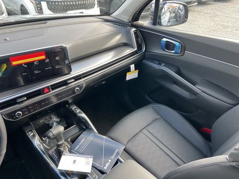 New 2026 Kia Sorento S image 12