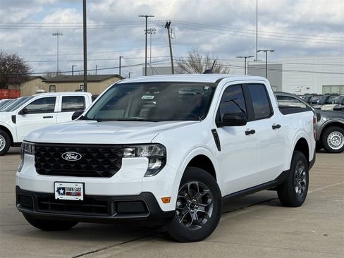 New 2025 Ford Maverick XLT image 25