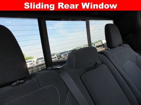Used 2022 RAM 1500 Big Horn AWD/4WD image 23