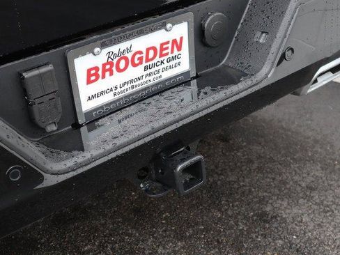 New 2026 GMC Sierra 1500 Elevation w/ Elevation Premium Package image 8