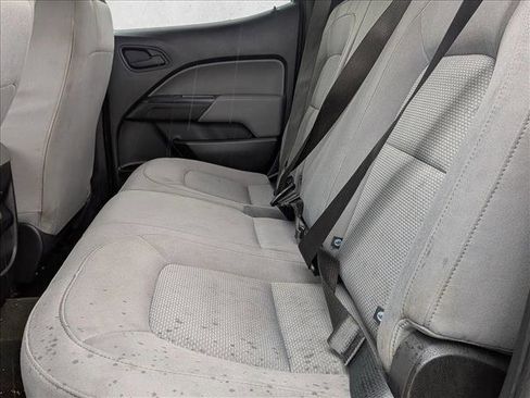 Used 2018 Chevrolet Colorado W/T w/ WT Convenience Package RWD image 10