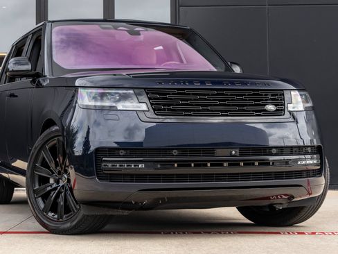 Used 2023 Land Rover Range Rover Long Wheelbase SE AWD/4WD image 5