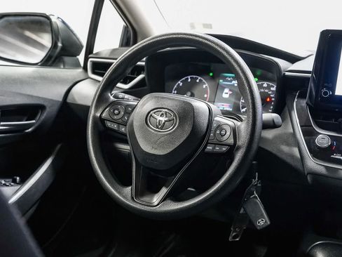 Certified 2025 Toyota Corolla LE FWD image 15