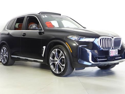 Certified 2024 BMW X5 xDrive50e w/ Premium Package AWD/4WD image 4