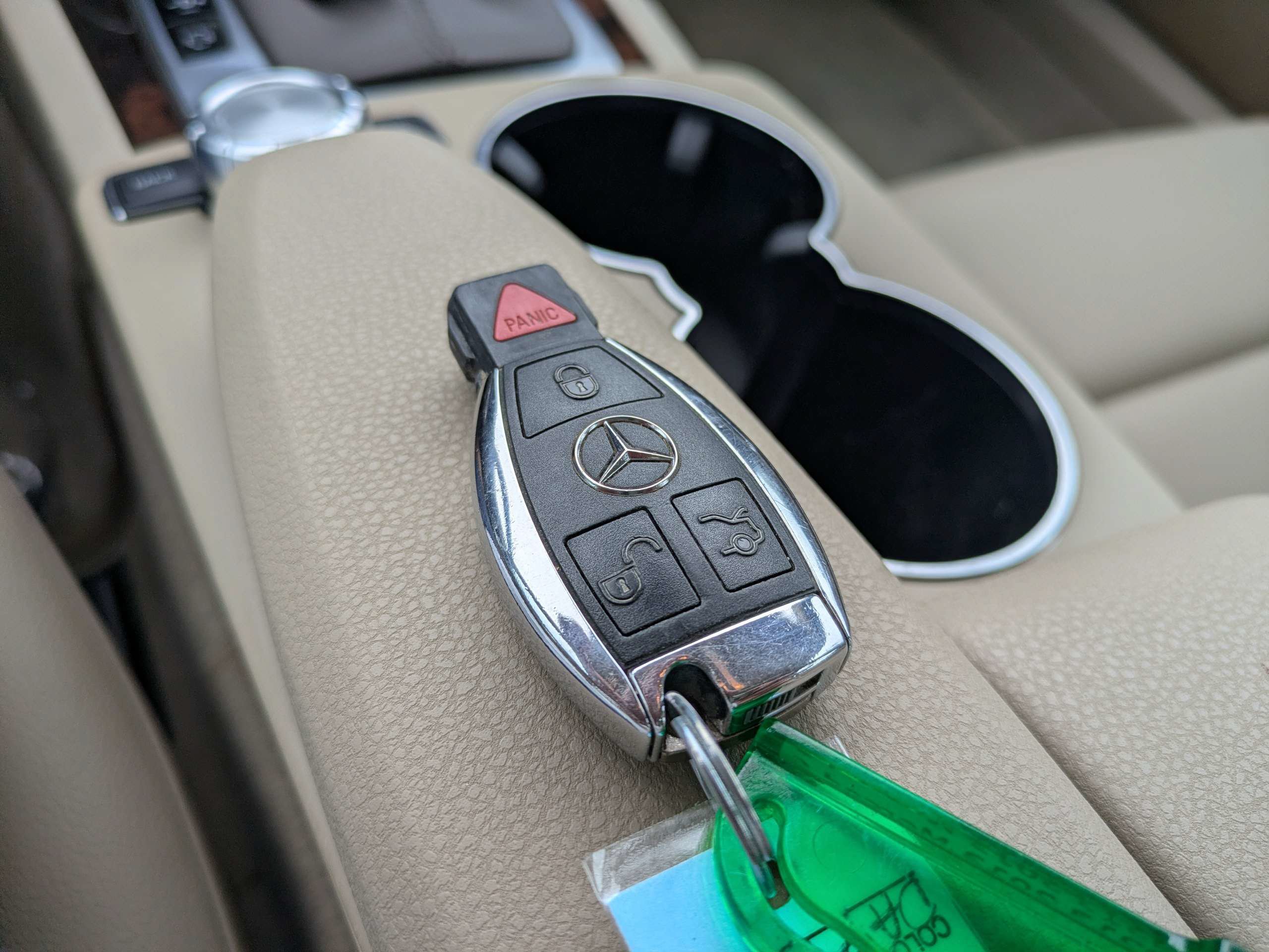 Used 2013 Mercedes-Benz C 250 Sedan image 26