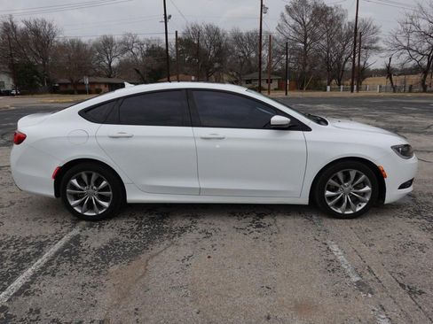 Used 2015 Chrysler 200 S w/ Navigation & Sound Group I image 8