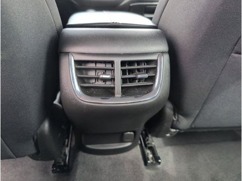 Used 2024 Chevrolet Malibu LT image 33