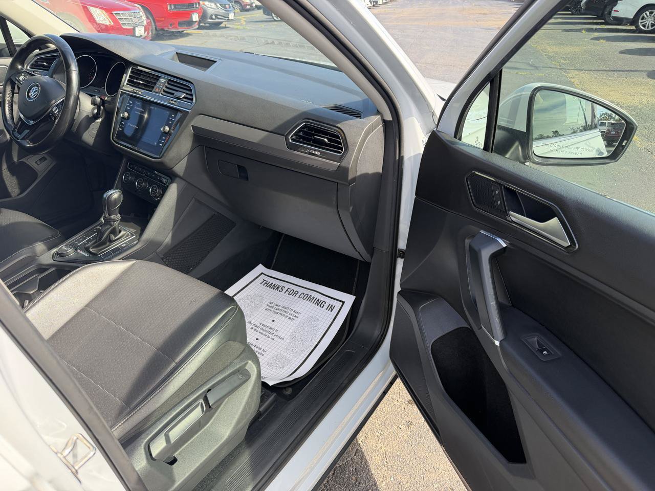 Used 2018 Volkswagen Tiguan SEL AWD/4WD image 15