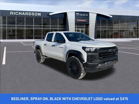 Used 2024 Chevrolet Colorado Trail Boss w/ Advanced Trailering Package image 8