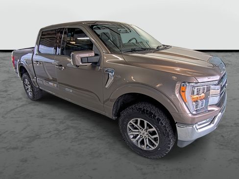 Used 2021 Ford F150 Lariat w/ FX4 Off-Road Package AWD/4WD image 4