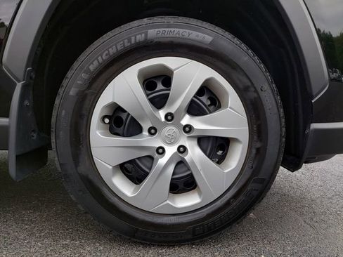 Certified 2023 Toyota RAV4 LE FWD image 14