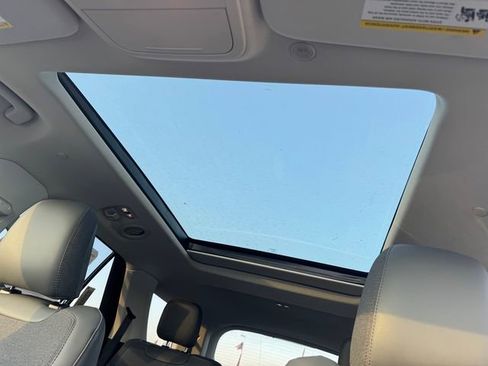 New 2026 Ford Explorer Active w/ Active Comfort Package image 16