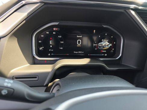 New 2026 GMC Sierra 2500 Denali AWD/4WD image 12