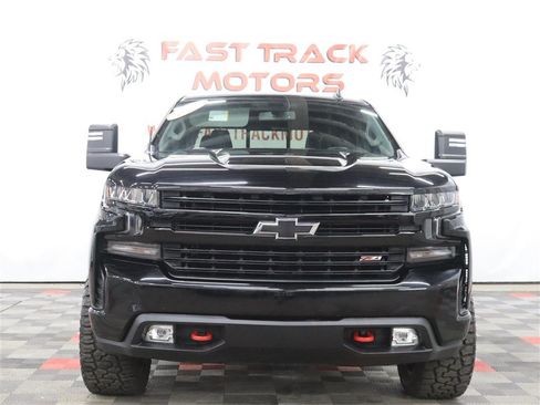 Used 2020 Chevrolet Silverado 1500 LT Trail Boss AWD/4WD image 2