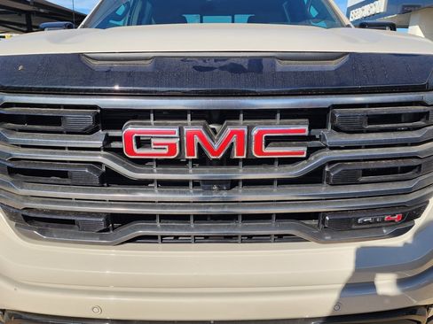 New 2026 GMC Sierra 1500 AT4 w/ AT4 Premium Package image 10