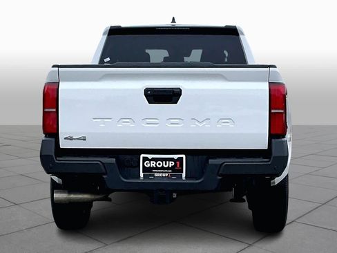 Used 2024 Toyota Tacoma SR w/ SR Upgrade Package image 5