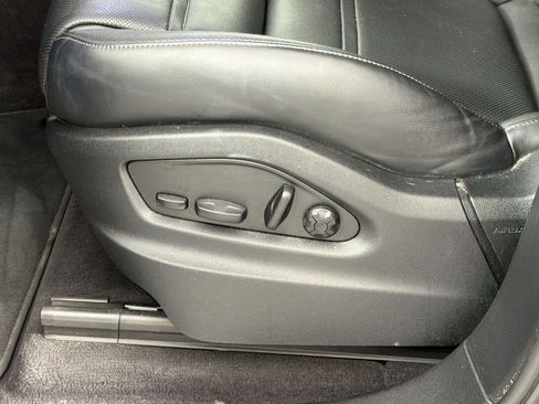 Certified 2024 Porsche Cayenne Coupe AWD/4WD image 14