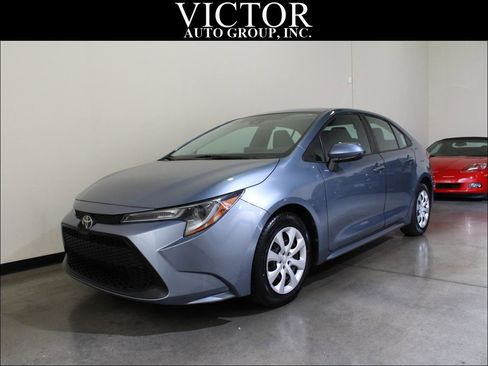 Used 2020 Toyota Corolla LE FWD image 5