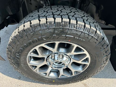 Used 2020 Ford F250 Lariat AWD/4WD image 9