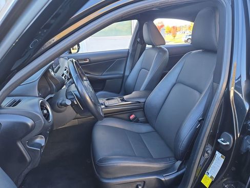 Used 2021 Lexus IS 300 w/ Comfort Package image 10