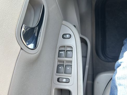 Used 2008 Chevrolet Malibu LS image 18